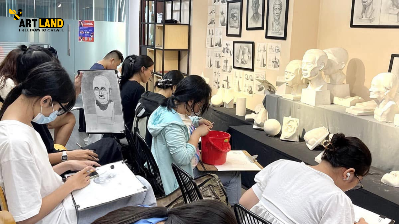 Lớp vẽ luyện thi mỹ thuật kiến trúc