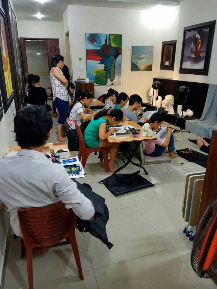 lơp-vẽ-thiếu-nhi-Artland