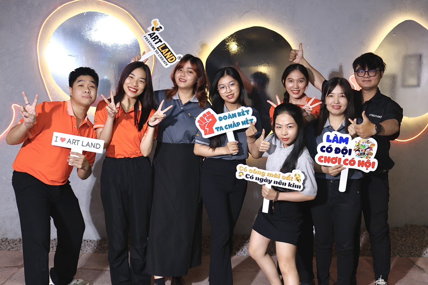 TẬP THỂ