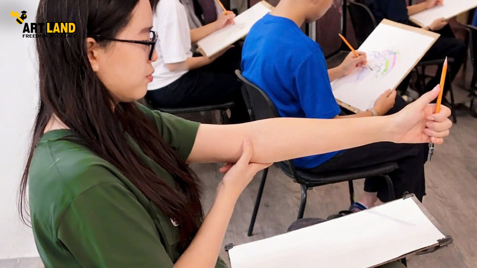 Cách quan sát và phân tích đồ vật về các hình khối cơ bản