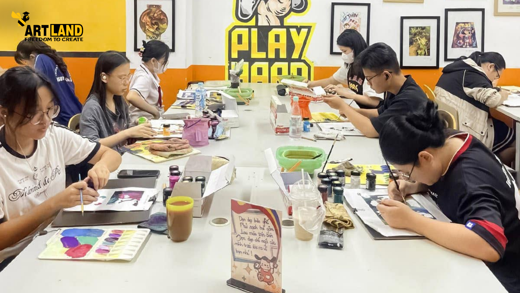 Khóa luyện thi vẽ khối H, H tại Art Land